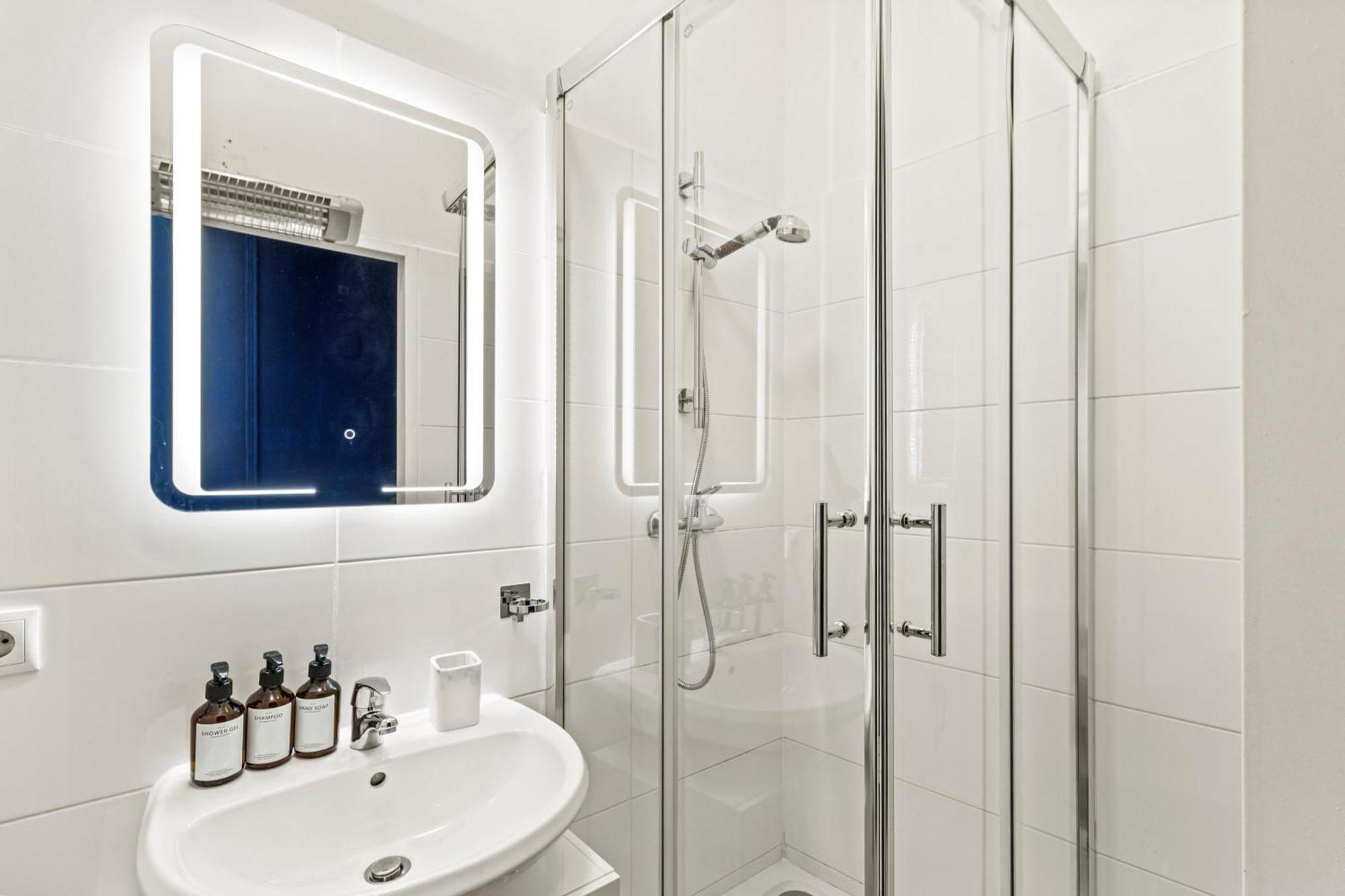City Apartment - 2 Min To U1 Reumannplatz Wenen Buitenkant foto